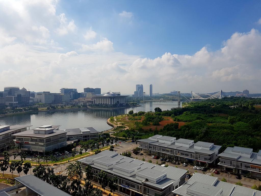 Ayer8 Putrajaya Guesthouse Exterior photo